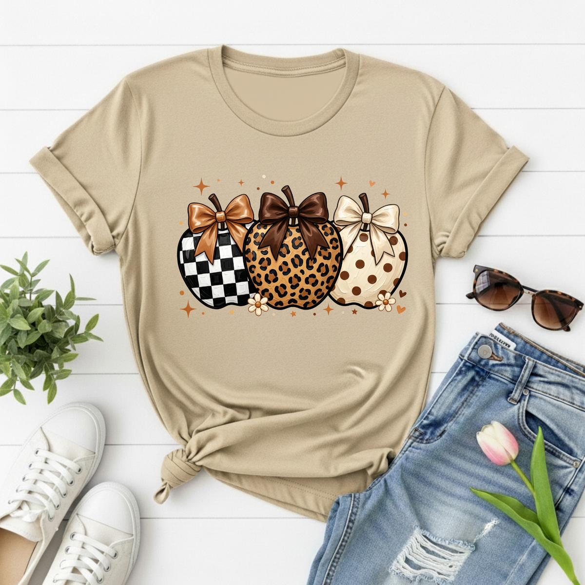 Teacher Apple Graphic T-Shirt